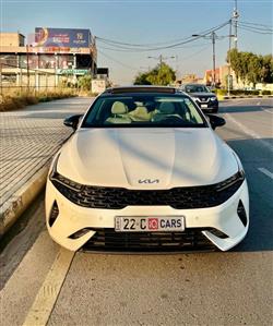 كيا K5